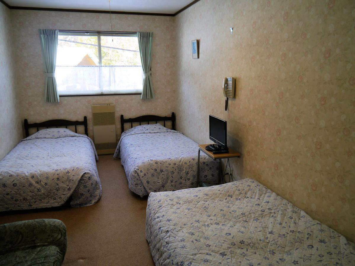 Pension Green Field Katashina Eksteriør billede